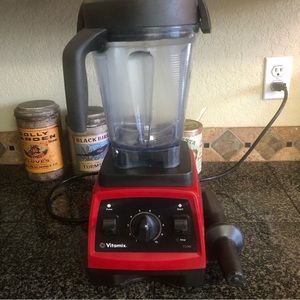 SOLD Vitamix 7500 Blender, Professional-Grade, 64 oz. Low-Profile Container, Red